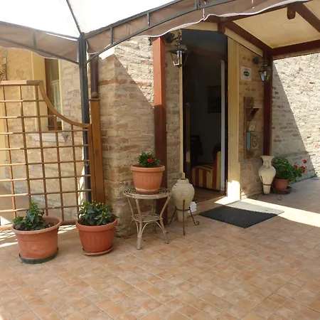 فندق Al Casolare 3*