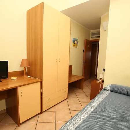 Al Casolare Hotel 3*