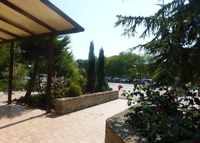 Al Casolare קורינלדו